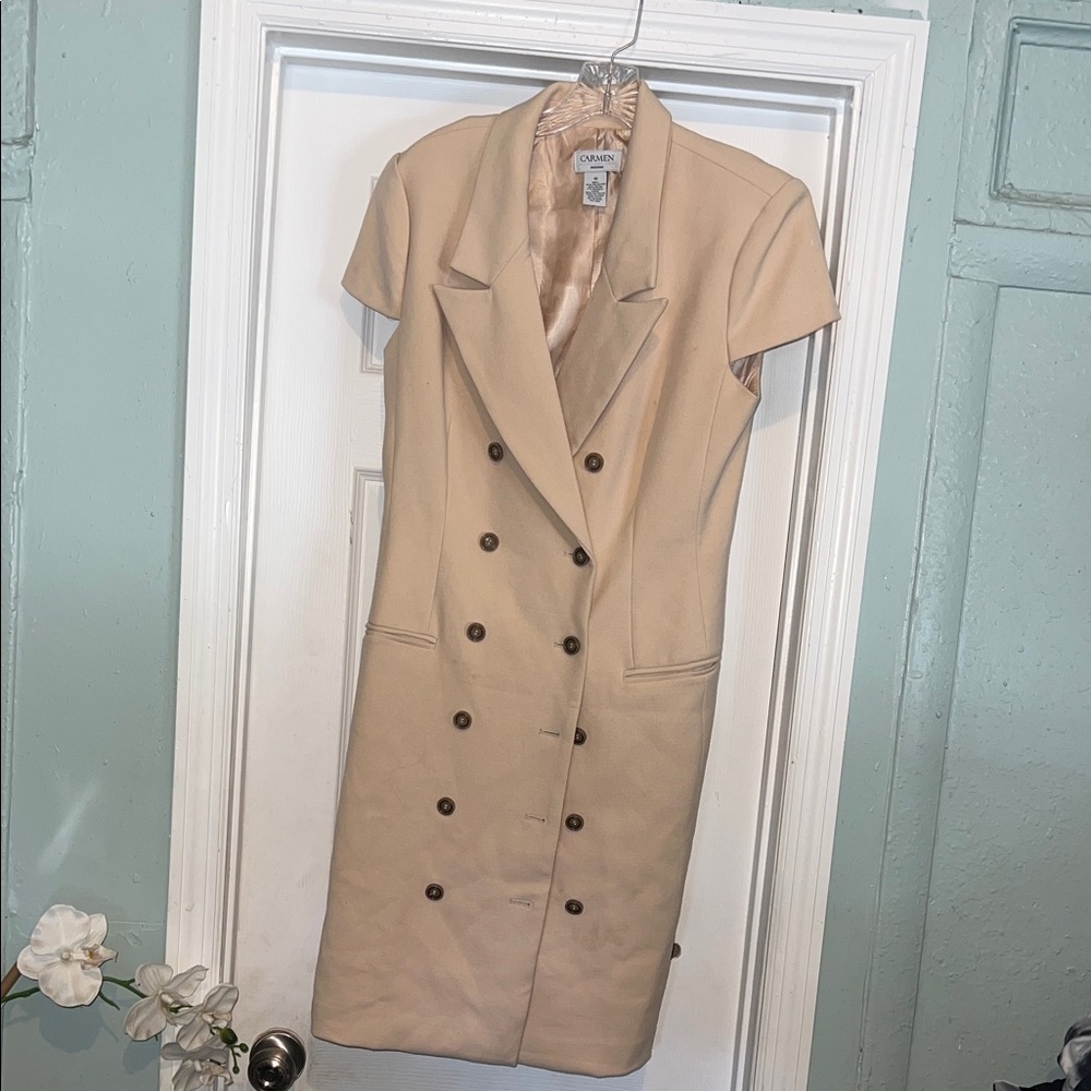 Carmen Marc Valvo Tan Double-Breasted Sheath Dress